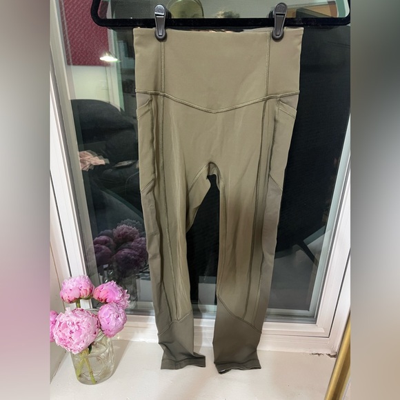 Lululemon Leggings - Picture 3 of 4